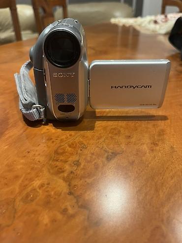sony hdr sr5: Sony Handycam rəqəmsal videokamera — DCR‑HC17E (PAL) - Daşına bilən — 3
