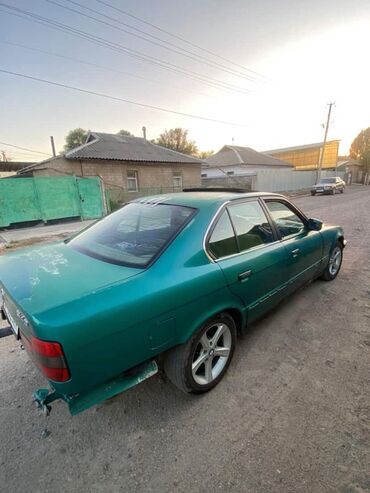 BMW: BMW 540: 1990 г., 2 л, Механика, Бензин, Седан — 4