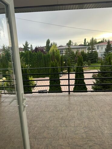 Продажа домов: Таунхаус, 210 м², 5 комнат, Агентство недвижимости, Косметический ремонт at lalafo.kg — 9 Продажа домов: Таунхаус, 210 м², 5 комнат, Агентство недвижимости, Косметический ремонт — 9