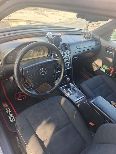 avto 312: Mercedes-Benz C-Class (W202) sedan Xüsusiyyətlər: - Kuzov: 4 qapılı — 6