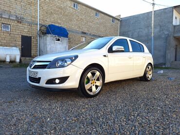 авто фольксваген поло: Opel Astra: 1.4 л | 2010 г. 302000 км Хэтчбэк