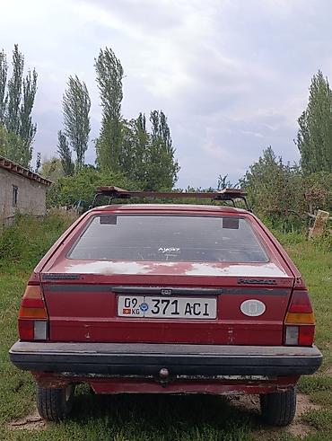 pass: Volkswagen Passat: 1984 г., 1.8 л, Механика, Бензин, Хэтчбэк — 4