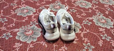 детские бутсы бишкек: Продаю беговые кросовки(41) носил год качества харошее очени хорошо