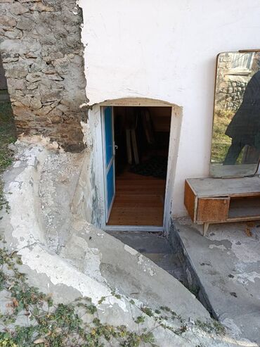 Həyət evləri və villaların satışı: 2 otaqlı, 50 kv. m, Kredit yoxdur, Orta təmir — 11