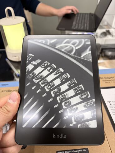 Электронные книги: Электронная книга, Amazon, Новый, 10" - 11", Bluetooth, цвет - Черный — 2