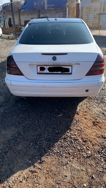 Mercedes-Benz: Mercedes-Benz E-Class: 2003 г., 2.2 л, Механика, Дизель, Седан at lalafo.kg — 4 Mercedes-Benz: Mercedes-Benz E-Class: 2003 г., 2.2 л, Механика, Дизель, Седан — 4