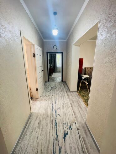 дом в чок тале: Дом, 80 м², 3 комнаты, Собственник, Косметический ремонт