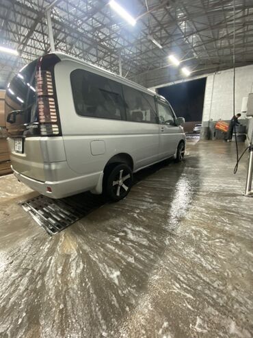 Honda: Honda Stepwgn: 2005 г., 2 л, Автомат, Бензин, Минивэн — 2