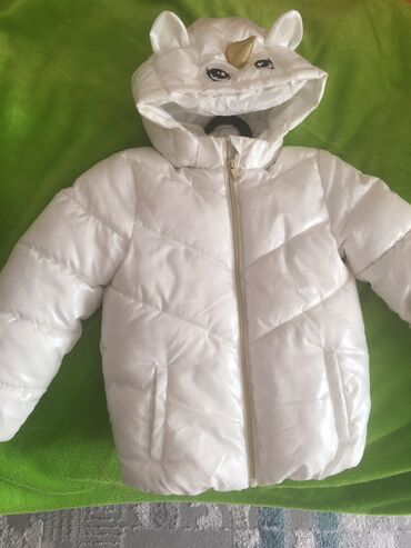 теплая зимняя куртка детская: Продам куртку на возраст 3-4 г Кара-Балта