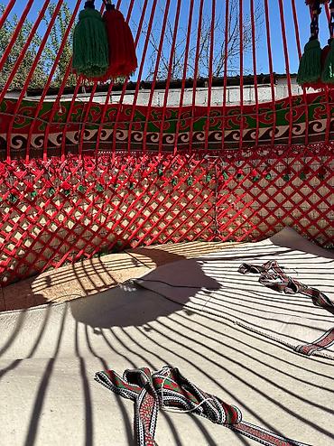 Аренда юрт: Аренда юрты, Каркас Деревянный, 75 баш, С полом, Самовар, Посуда — 9