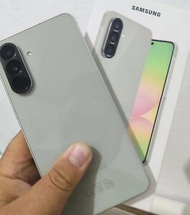 iphone 11 pro max ош: Samsung Galaxy A56 5G, Б/у, 256 ГБ, цвет - Серый, 2 SIM — 2
