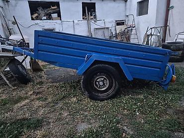 skuter do 200e: Prikolica u dobrom stanju.U našem vlasništvu.Nije registrovana .S — 5