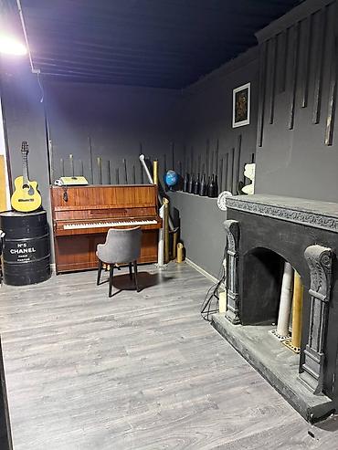 Продажа помещений свободного назначения: Продается коммерческое помещение 4 этажа, 450 м2 1-2 этажа швейный — 5