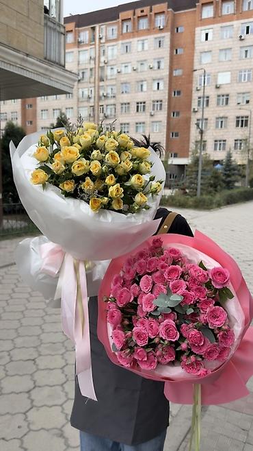 свадебные букеты на заказ: Авторские букеты из свежих сезонных цветов. - Состав на фото — 5