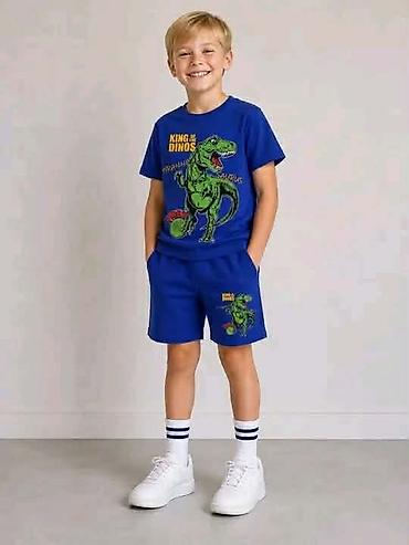 ramaks pantalone: Dino kompleti za decake
Velicina 3 do 10
Cena 1600 dinara — 1