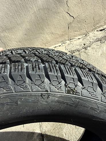 1025 2: Комплект из 4 зимних шин 205/60 R16 - Размер: 205/60 R16 - Тип — 4