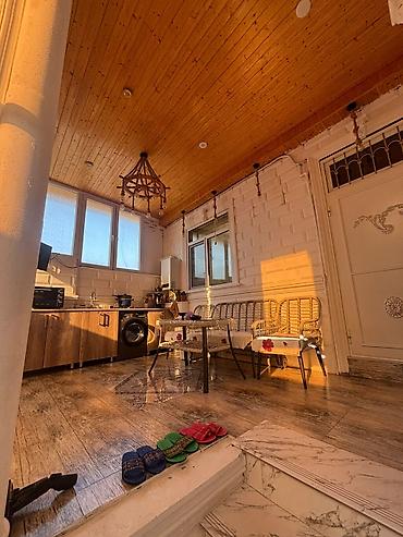 kursulu evler: 4 otaqlı, 130 kv. m, Yeni təmirli — 3