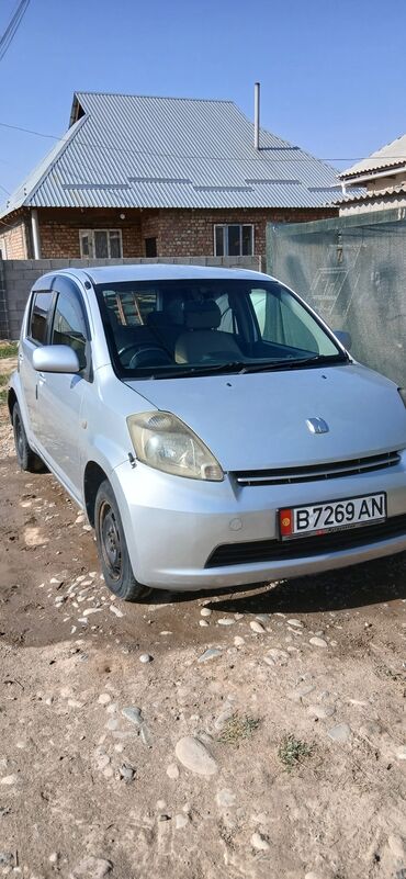 скутер с крышей: Toyota Passo: 2004 г., 1 л, Автомат, Бензин, Хэтчбэк