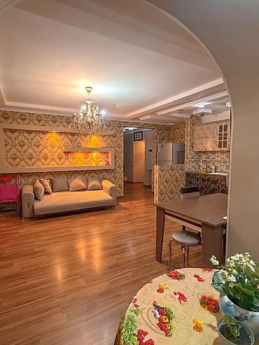 Uzunmüddətli kirayə mənzillər: Manzil 20 Yanvar metrosuna 5 daqiqalik piyada mesafesinda yerlaşir — 5
