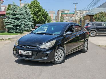 Hyundai: Hyundai Solaris: 2011 г., 1.4 л, Автомат, Бензин, Седан