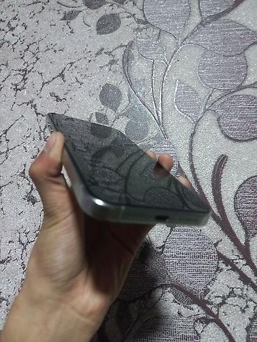 Apple iPhone: IPhone 15 Pro Max, Б/у, 256 ГБ, Серебристый, Зарядное устройство, 82 % — 13