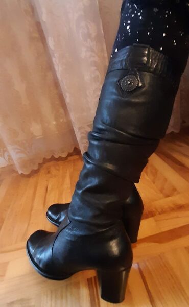 bershka farmerke br: High boots, 38