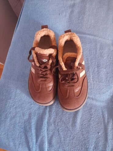 Women's Sneakers and athletic shoes: Adidas, 38, bоја - Braon — 2