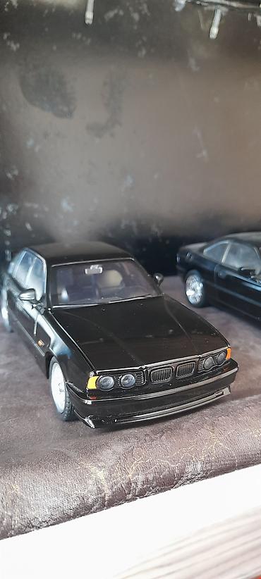 Bmw M5 (E34) 1:24 Ölçüdə Təzədir Səsli və İşıqlı Hər yeri açılır