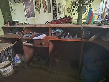 kosk: Kafe/bar üçün köşə tipli minibar stendi və rəflər dəsti Təcili — 6
