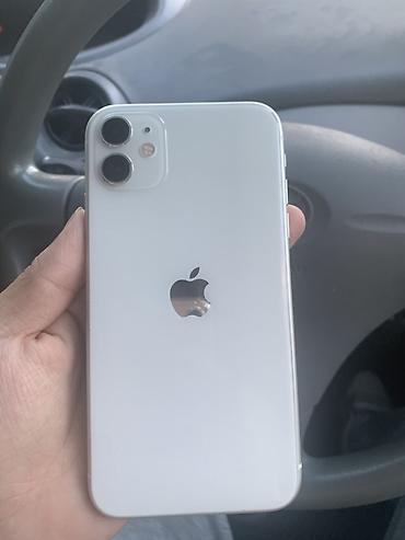IPhone 11, белый - Корпус: стекло/алюминий, цвет White. Две камеры