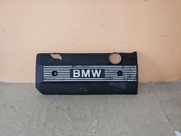 Бамперы: Декоративная накладка двигателя BMW e39, e38, e36, 1997г.в. Оригинал