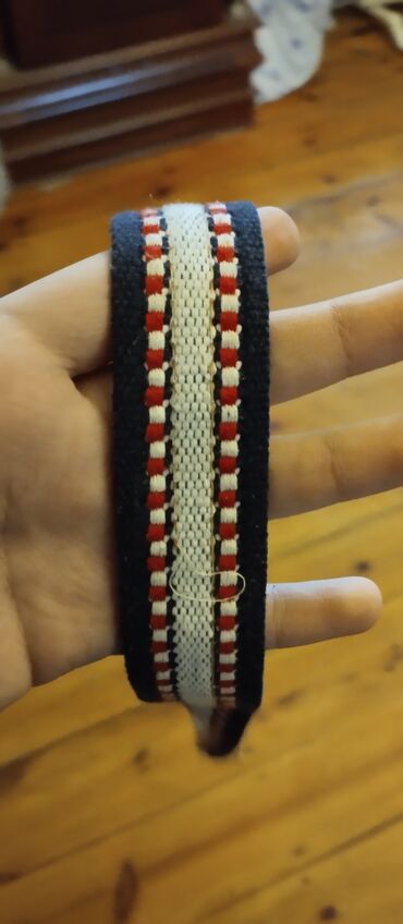 Kəmərlər: Remenlər 8 ədəd hər biri 5 azn 5-11yaş arası — 10