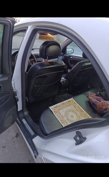 Mercedes-Benz: Mercedes-Benz C-Class: 2.6 l | 2000 il Sedan -da lalafo.az — 7 Mercedes-Benz: Mercedes-Benz C-Class: 2.6 l | 2000 il Sedan — 7