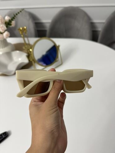 Eynəklər: Gün eynəyi, Yeni — 7