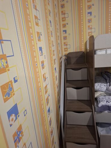 İkimərtəbəli uşaq çarpayıları: Oğlan və qız üçün, Çarpayı, Matras ilə, Siyirməli — 4