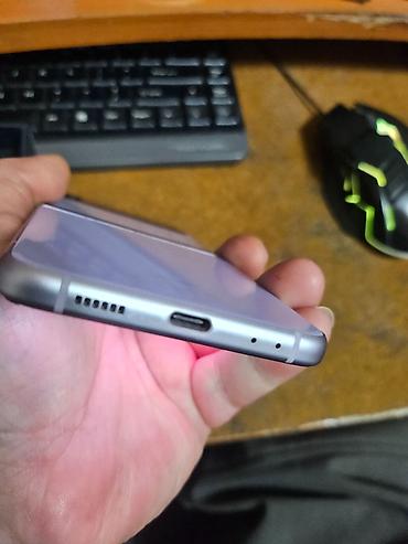Samsung: Samsung Galaxy Z Flip3 5G – ljubičasta boja (Lavender)Telefon je ovako — 11