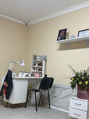 usta yeri: Dırnaq ustası tələb olunur, Yerin icarəsi, Təcrübəsiz — 1