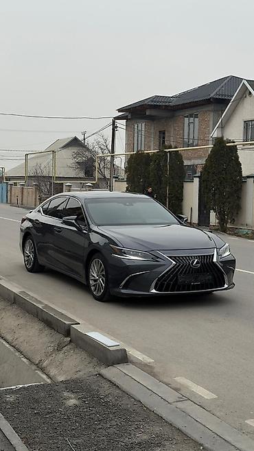 Lexus: Lexus ES: 2023 г., 2.5 л, Вариатор, Гибрид, Седан — 2