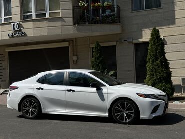 Toyota: Toyota Camry: 2019 г., 2.5 л, Автомат, Бензин, Седан