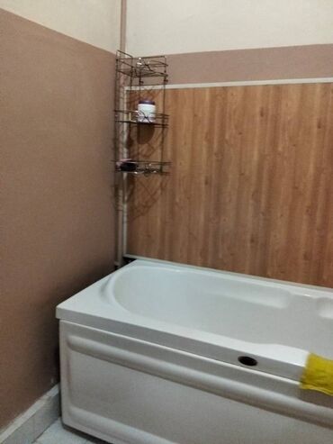 Uzunmüddətli kirayə mənzillər: Xətai Rayonu NZS Qəsəbəsi Babək Prospekti Gəncə Mərasim Evi 2 otaq — 14