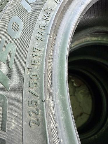 Шины и диски: 225/50/17 4 шт комплект в идеальном состоянии фирма Pirelli — 4