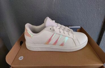 Women's Sneakers and athletic shoes: Original patike Najk patike (slike 1-6) velicina 44 Cena 4500 din — 11