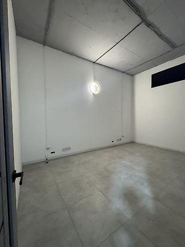 Аренда офисов: Аренда офисов, 72 м², В жилом комплексе, 1 линия, С отдельной кухней, С отдельным сан узлом at lalafo.kg — 1 Аренда офисов: Аренда офисов, 72 м², В жилом комплексе, 1 линия, С отдельной кухней, С отдельным сан узлом — 1