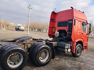 Тягачи: Тягач, Howo, Тентованный — 4