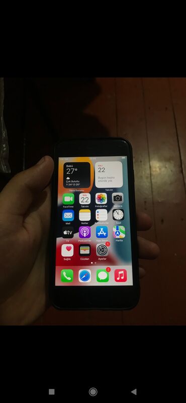 Apple iPhone: IPhone 7, 32 GB, Black Titanium, Barmaq izi