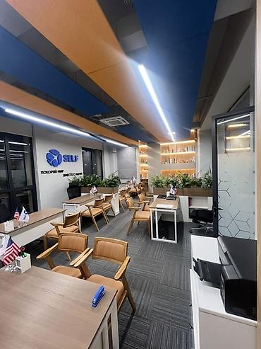 Аренда офисов: Современный офис в мебелью отдельным кабинетом и кухней Сдам пол — 8