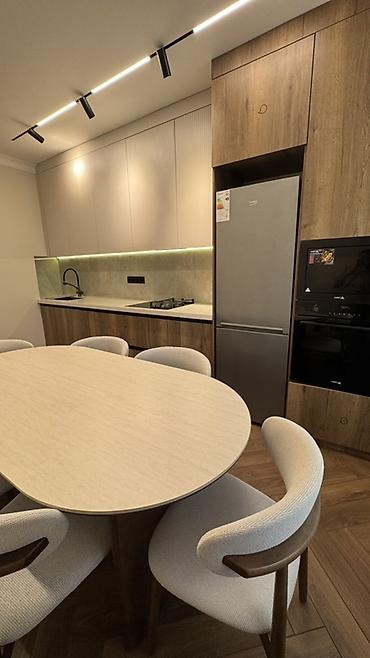 120: 2 комнаты, 58 м², 4 этаж, Евроремонт — 5