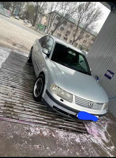 Volkswagen: Volkswagen Passat: 2000 г., 1.8 л, Механика, Бензин, Седан