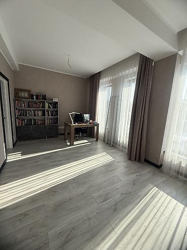 Продажа домов: Дом, 352 м², 9 комнат, Агентство недвижимости, Дизайнерский ремонт — 26