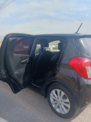 Chevrolet: Chevrolet Spark: 2018 г., 1 л, Вариатор, Бензин, Хэтчбэк — 6